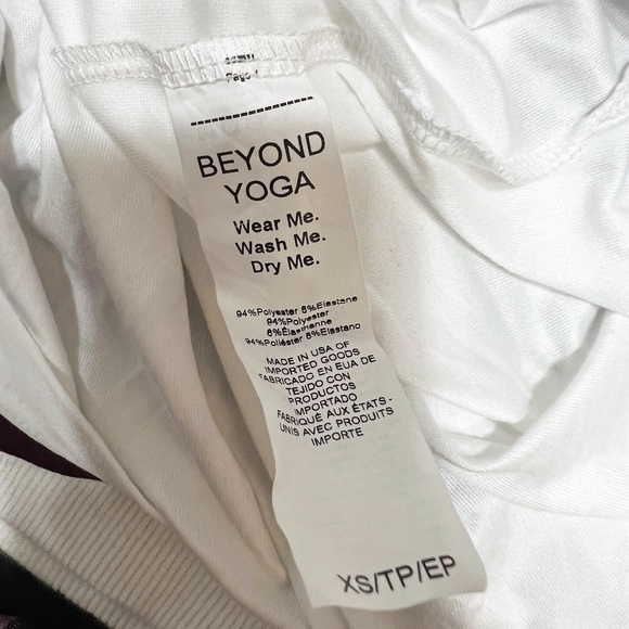 NEW Beyond Yoga Featherweight Rebalance Sleeveless Crew Neck Tank Solid White XS - Picture 3 of 4